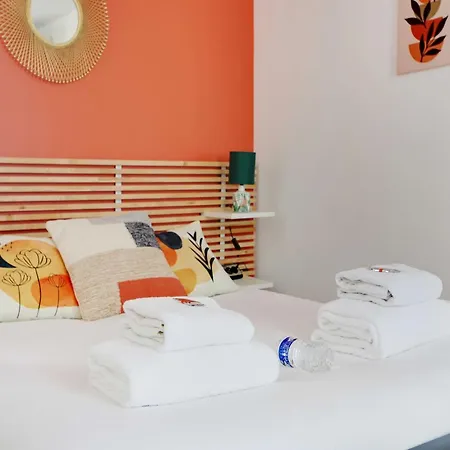 Stunning For 2 People - Sentier Apartment *